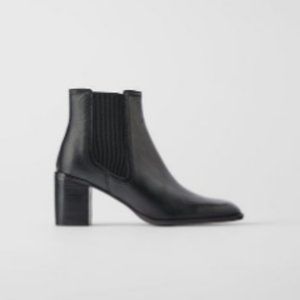 Zara LEATHER HEELED ANKLE BOOTS WITH GORING